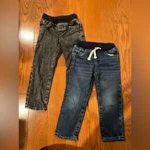 4T Lim GAP Kids Jeans - Black and Blue bundle of 2